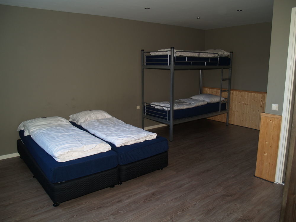 Europarcs De Biesbosch Hotel Willemsdorp Esterno foto