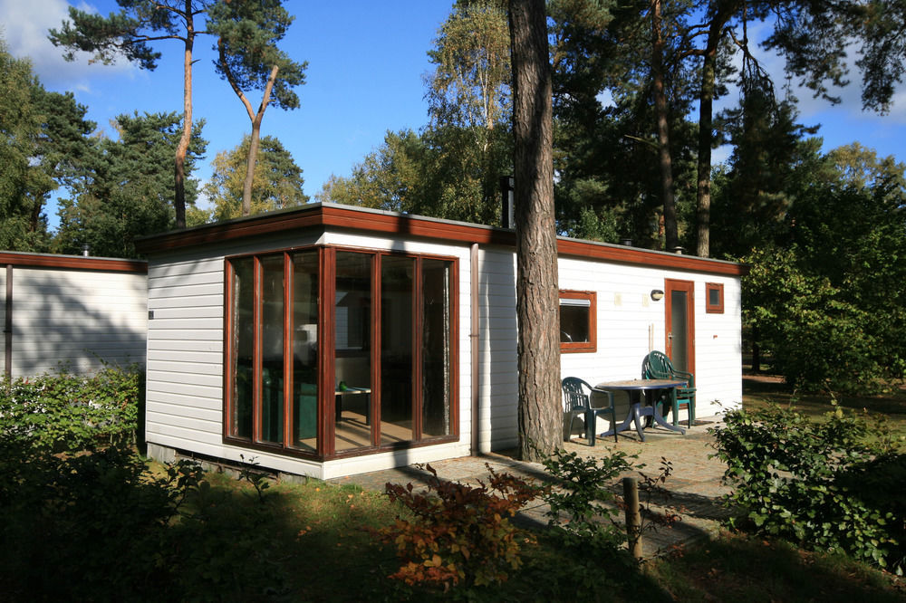 Europarcs De Biesbosch Hotel Willemsdorp Esterno foto